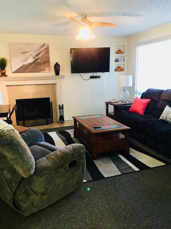 Anchorage Uptown Suites Exteriör bild