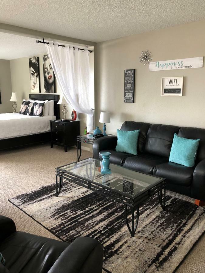 Anchorage Uptown Suites Exteriör bild