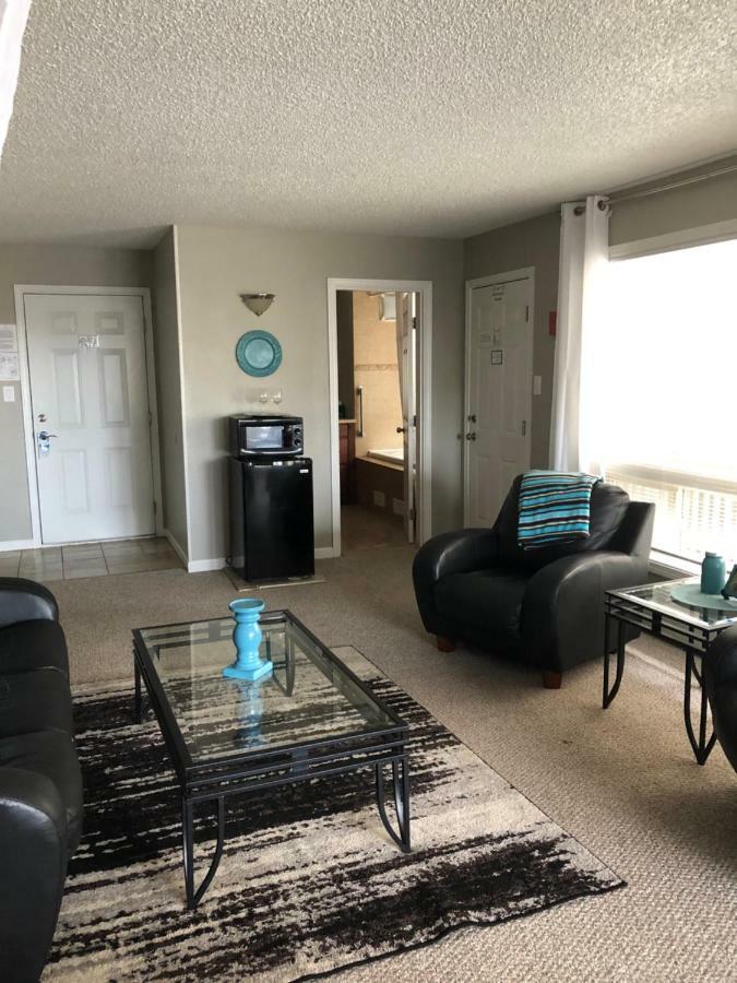 Anchorage Uptown Suites Exteriör bild