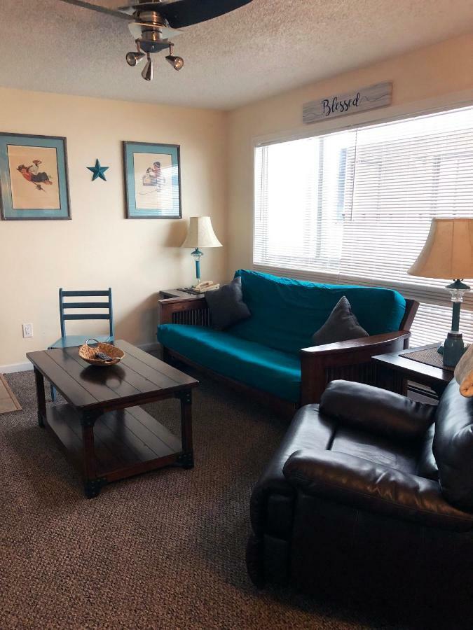 Anchorage Uptown Suites Exteriör bild